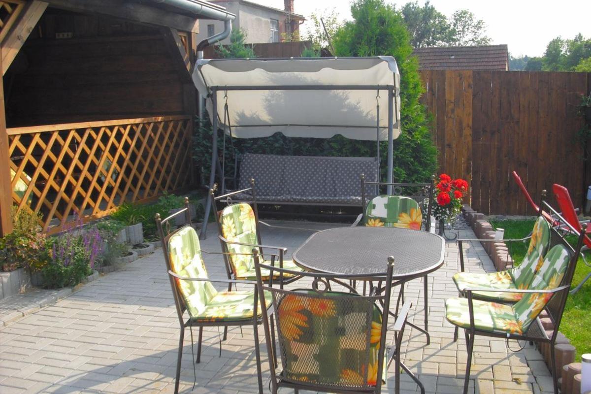 Penzion U Balcarky Ostrov u Macochy Exterior photo